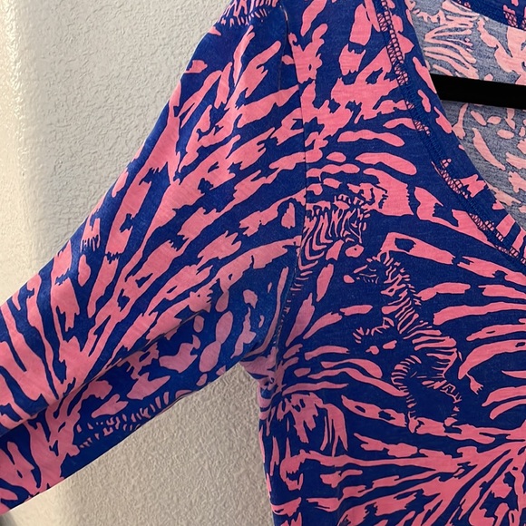 Lilly Pulitzer quarter sleeve shift dress size small. - Picture 3 of 3